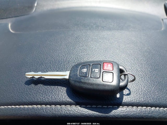 Toyota CAMRY LE 2016 4T4BF1FK9GR558584 Image 11