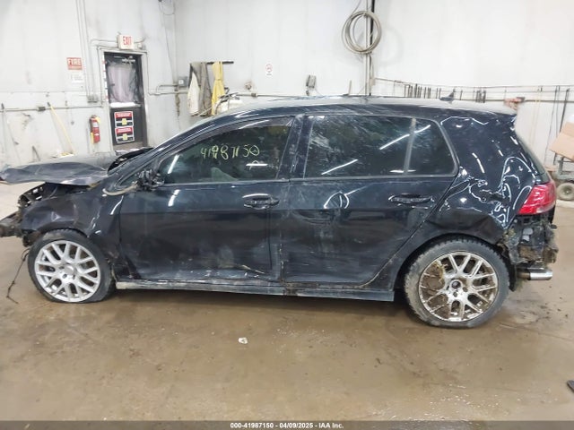Volkswagen Golf R 4-door W/dcc   Navigation 2017 WVWWF7AU0HW080136 Image 15