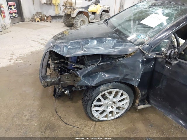 Volkswagen Golf R 4-door W/dcc   Navigation 2017 WVWWF7AU0HW080136 Image 6