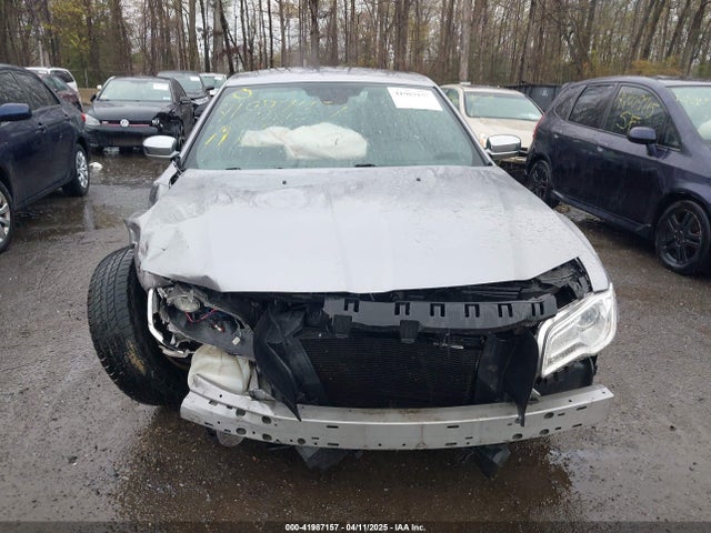 Chrysler 300 2014 2C3CCAAG6EH375730 Image 13