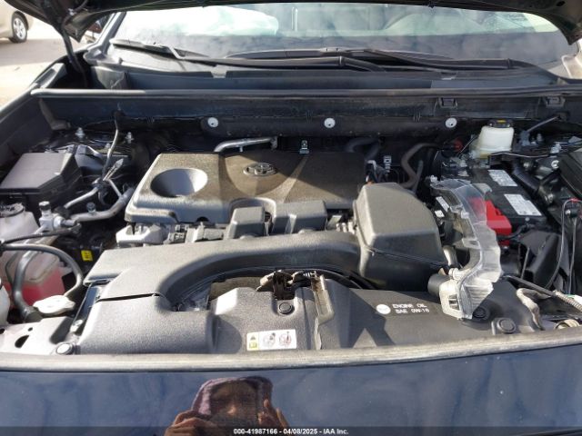 2T3P1RFV9NC265233 Toyota Rav4 Xle