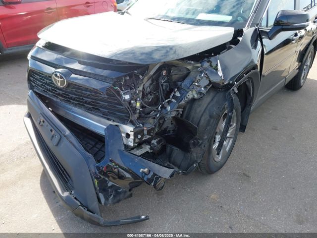 2T3P1RFV9NC265233 Toyota Rav4 Xle