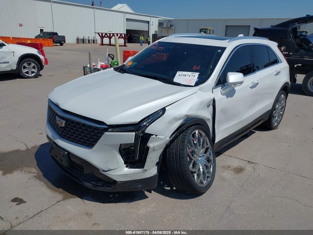 2024 CADILLAC XT4 1GYFZDR40RF100102 Photo 1