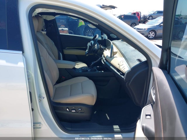 2024 CADILLAC XT4 1GYFZDR40RF100102 Photo 4