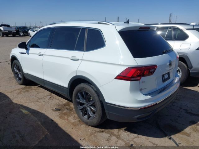 3VV3B7AX8NM025052 Volkswagen Tiguan 2.0t Se