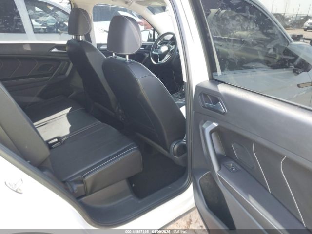 3VV3B7AX8NM025052 Volkswagen Tiguan 2.0t Se