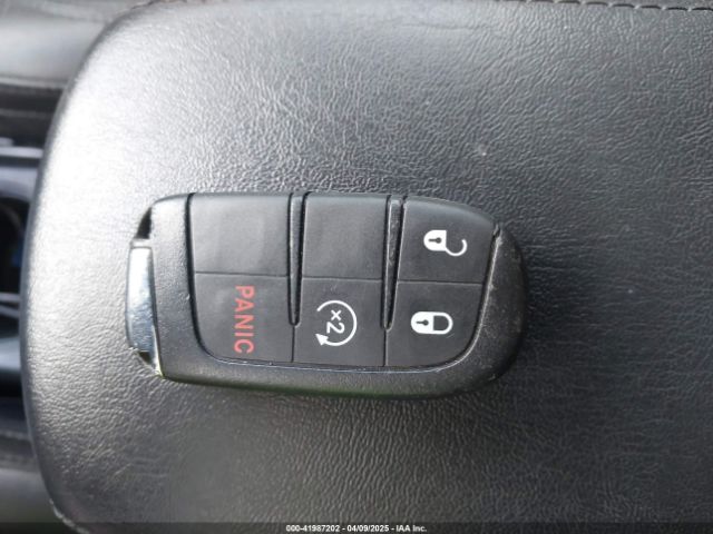 3C4NJDBB1JT453265 Jeep Compass Altitude 4x4