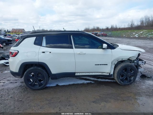 3C4NJDBB1JT453265 Jeep Compass Altitude 4x4