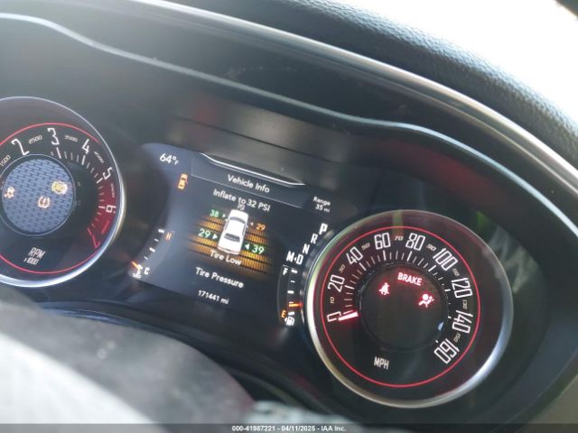 2C3CDZAG5HH578236 Dodge Challenger Sxt