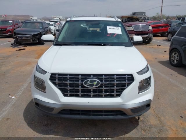 KMHRC8A39PU258585 Hyundai Venue Sel