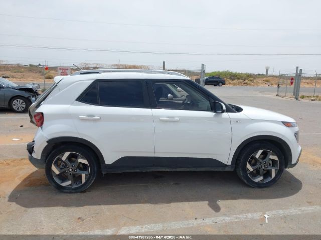 KMHRC8A39PU258585 Hyundai Venue Sel