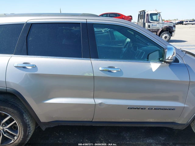 1C4RJEBG5JC514356 Jeep Grand Cherokee Limited 4x2