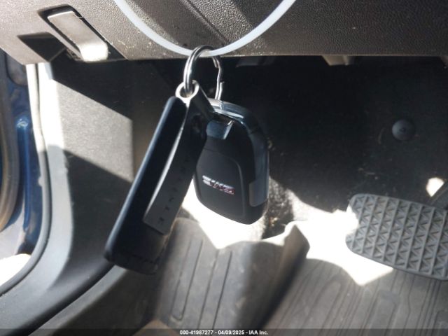 3GKALMEV8NL299095 GMC Terrain Fwd Sle
