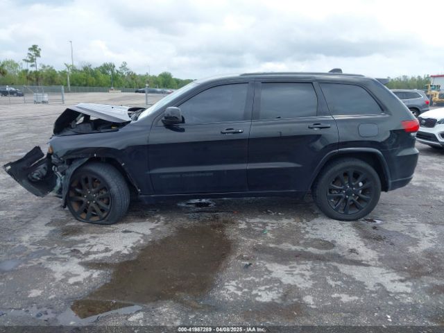 1C4RJEAG0JC111838 Jeep Grand Cherokee Altitude 4x2