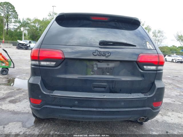 1C4RJEAG0JC111838 Jeep Grand Cherokee Altitude 4x2