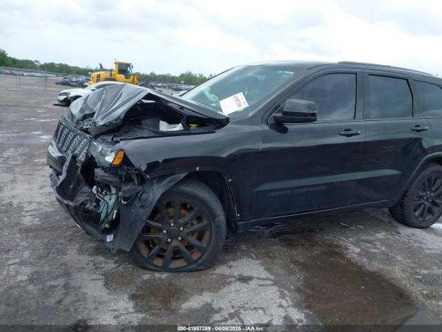1C4RJEAG0JC111838 Jeep Grand Cherokee Altitude 4x2