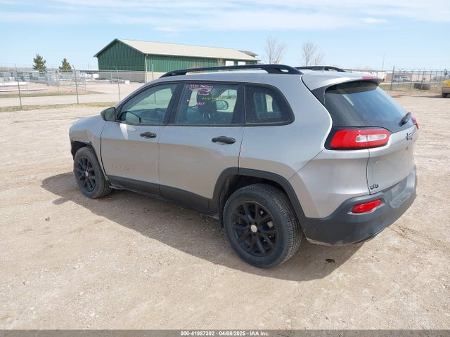 1C4PJLAB9GW160382 Jeep 2016