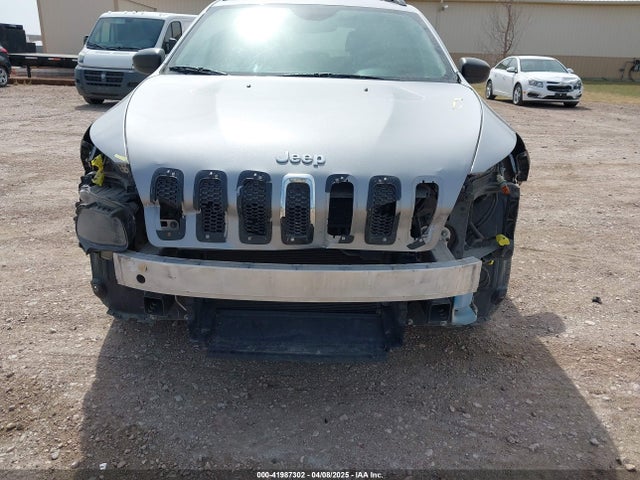 1C4PJLAB9GW160382 Jeep 2016