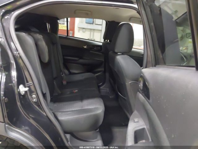 JA4AT3AA7KZ031050 Mitsubishi Eclipse Cross Es