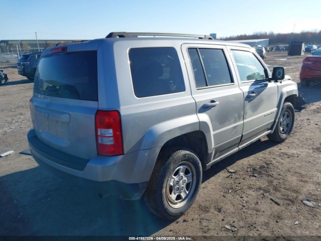 1C4NJRBB1GD719198 Jeep Patriot Sport