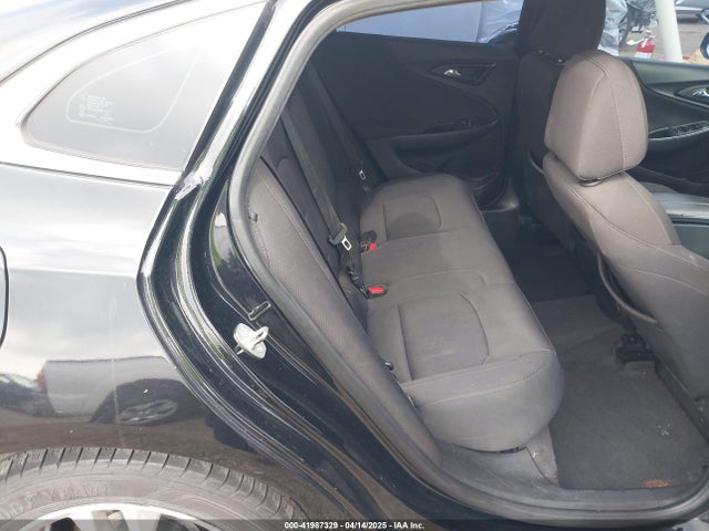 1G1ZD5ST0JF204997 Chevrolet MALIBU LT
