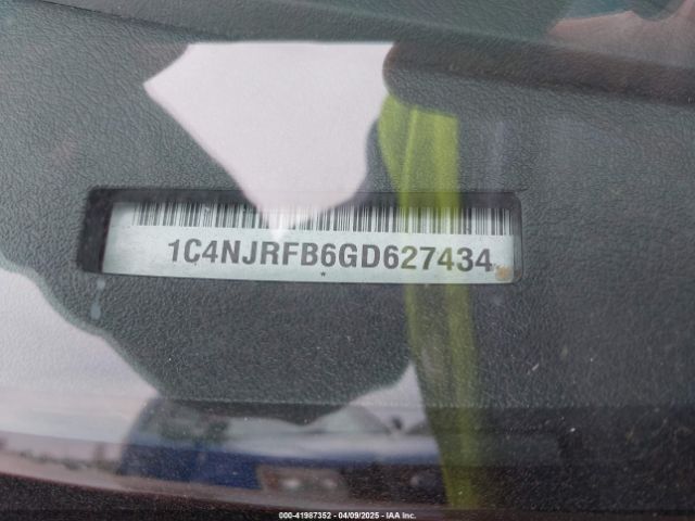 1C4NJRFB6GD627434 Jeep Patriot High Altitude Edition