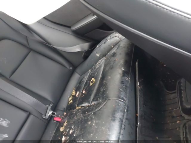 5YJ3E1EB3KF432195 Tesla Model 3 Long Range/performance