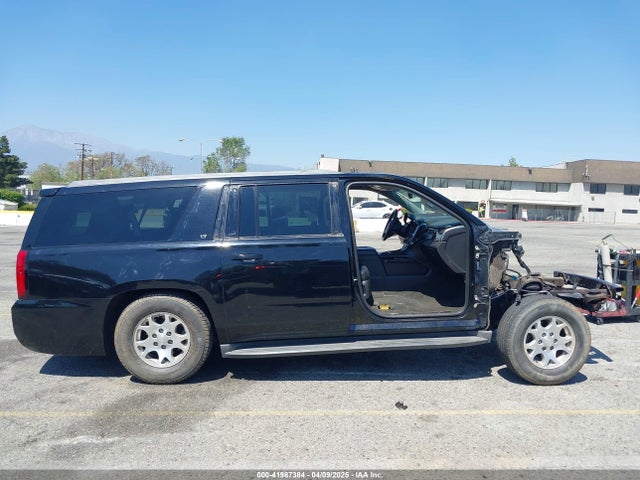 1GNSKJKCXFR298472 Chevrolet Suburban 1500 Lt