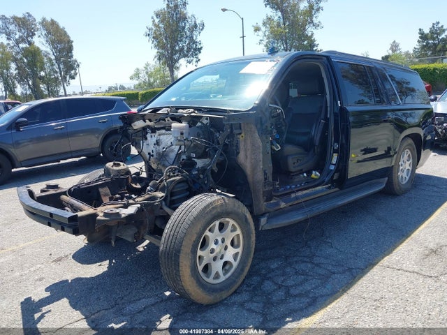 1GNSKJKCXFR298472 Chevrolet Suburban 1500 Lt