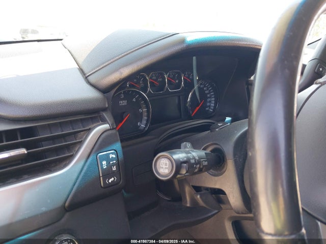 1GNSKJKCXFR298472 Chevrolet Suburban 1500 Lt