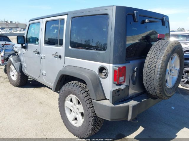 1C4BJWDG5GL309813 Jeep Wrangler Unlimited Sport