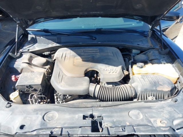 2C3CDXHGXEH148904 Dodge Charger Sxt