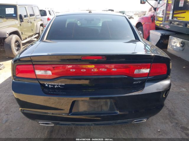 2C3CDXHGXEH148904 Dodge Charger Sxt