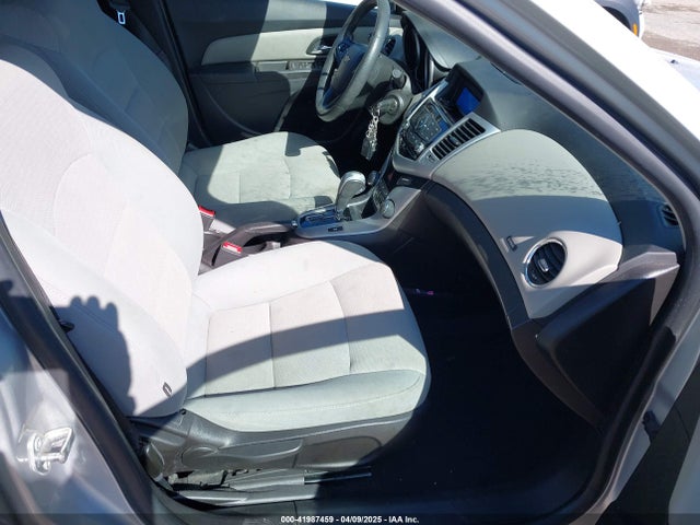 Chevrolet Cruze 1lt Auto 2015 1G1PC5SB5F7175368 Image 5