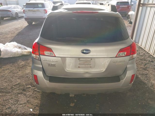 4S4BRBAC5E3252735 Subaru Outback 2.5i