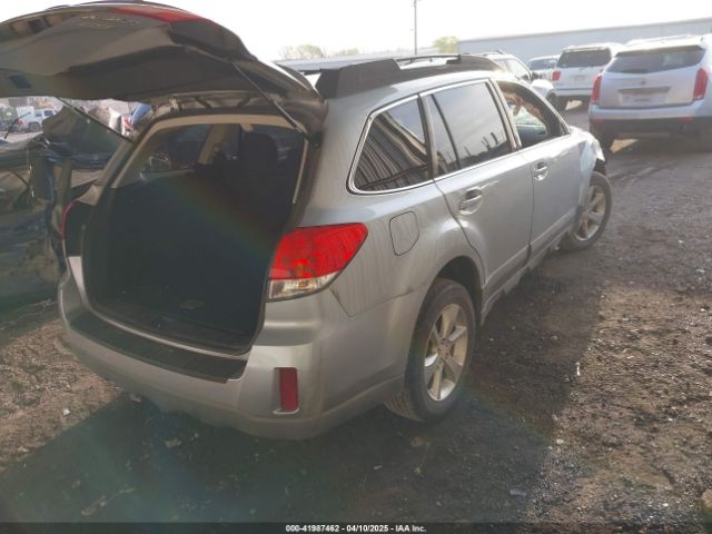 4S4BRBAC5E3252735 Subaru Outback 2.5i