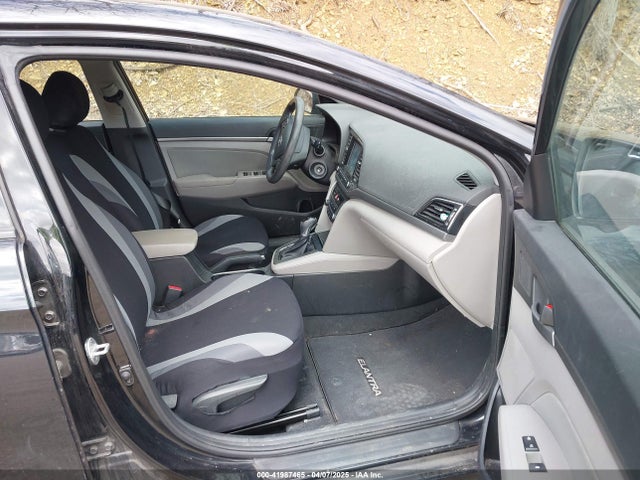 5NPD84LF0JH269430 Hyundai ELANTRA SEL