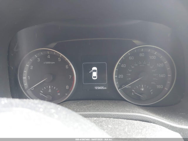 5NPD84LF0JH269430 Hyundai ELANTRA SEL