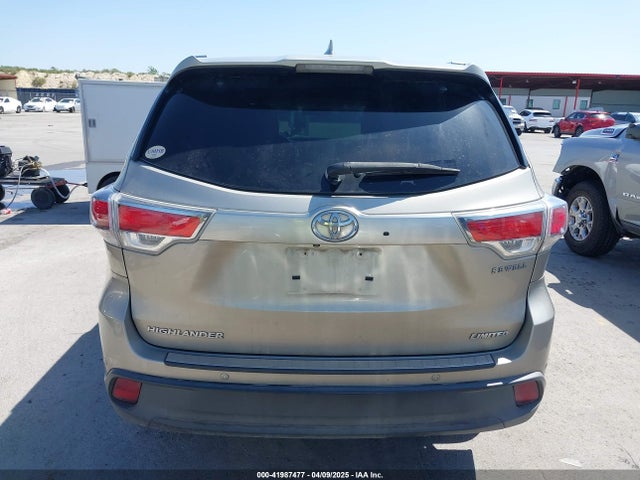 Toyota Highlander Limited V6 2015 5TDYKRFHXFS057083 Image 17