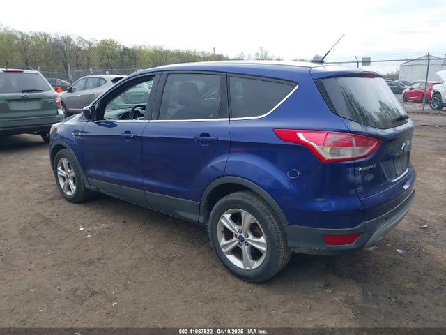 1FMCU0GXXFUA22993 Ford ESCAPE SE