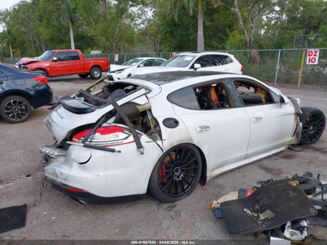 2016 PORSCHE PANAMERA WP0AA2A78GL006176 Photo 3