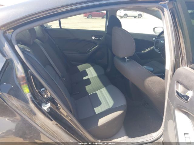3KPFL4A79HE088876 KIA FORTE S