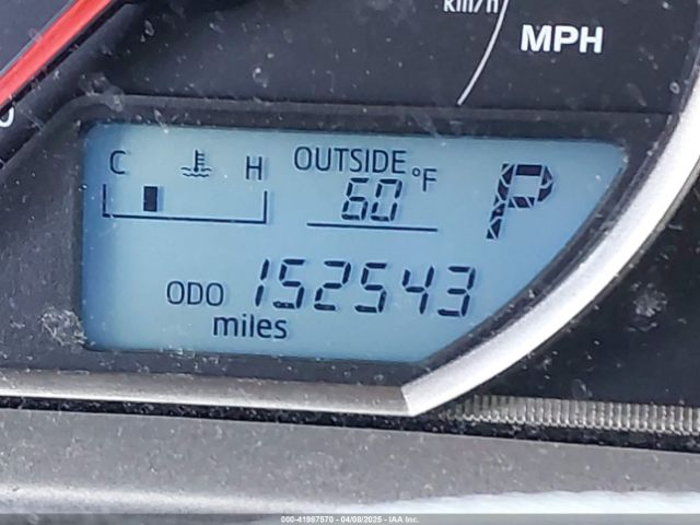 2T3BFREV0EW214117 Toyota RAV4 LE
