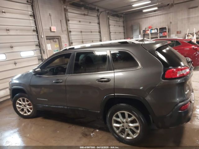 1C4PJMCB6HW648564 Jeep Cherokee Latitude 4x4