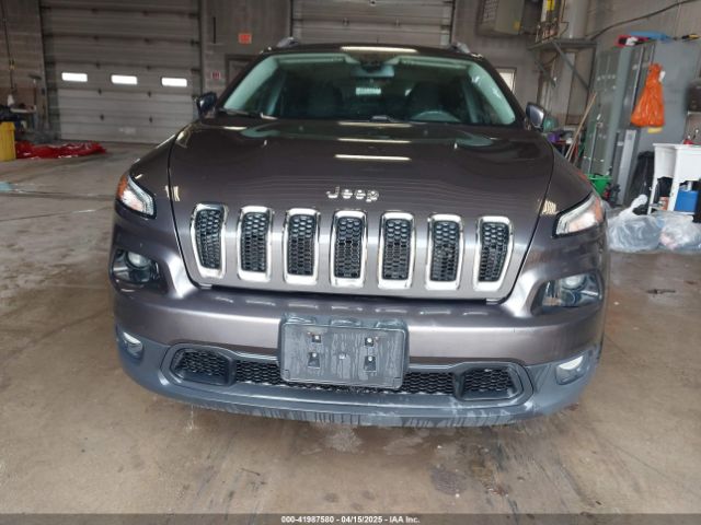 1C4PJMCB6HW648564 Jeep Cherokee Latitude 4x4