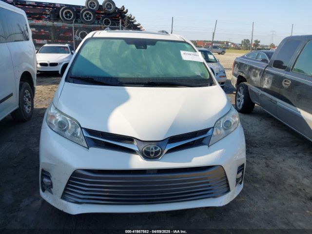 5TDYZ3DC3KS004798 Toyota Sienna Xle Premium 8 Passenger