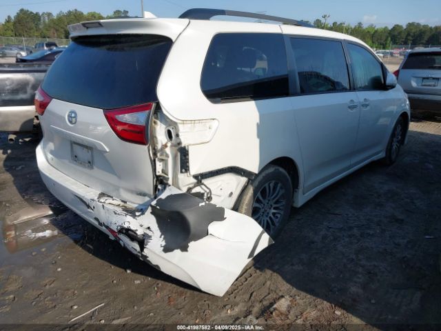 5TDYZ3DC3KS004798 Toyota Sienna Xle Premium 8 Passenger