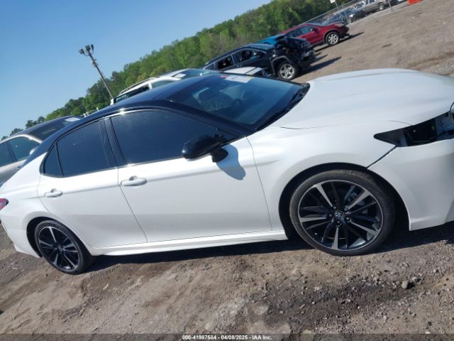4T1B61HK2JU084041 Toyota CAMRY XSE