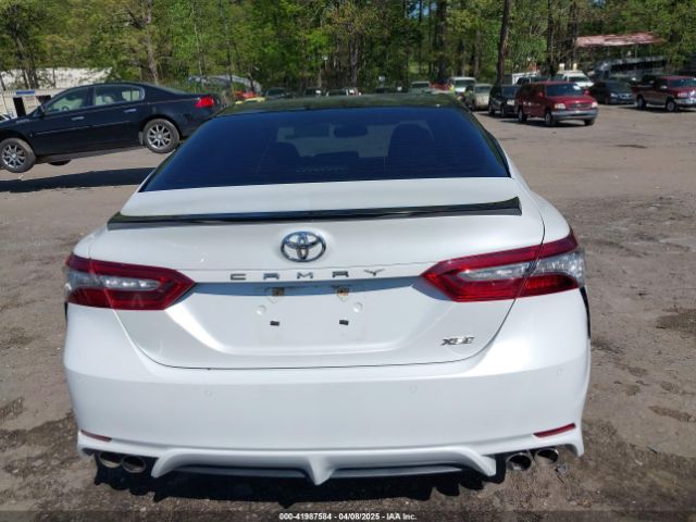 4T1B61HK2JU084041 Toyota CAMRY XSE