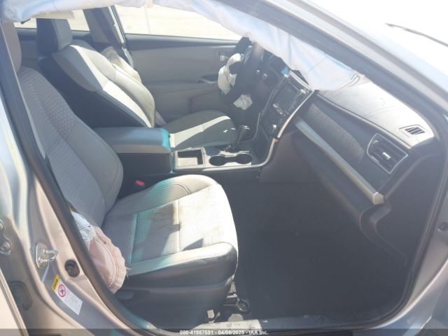 4T1BF1FK2FU997604 Toyota CAMRY SE